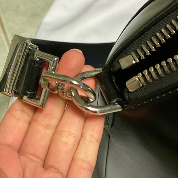 Givenchy medium Antigona patent leather brand new - Picture 3 of 10